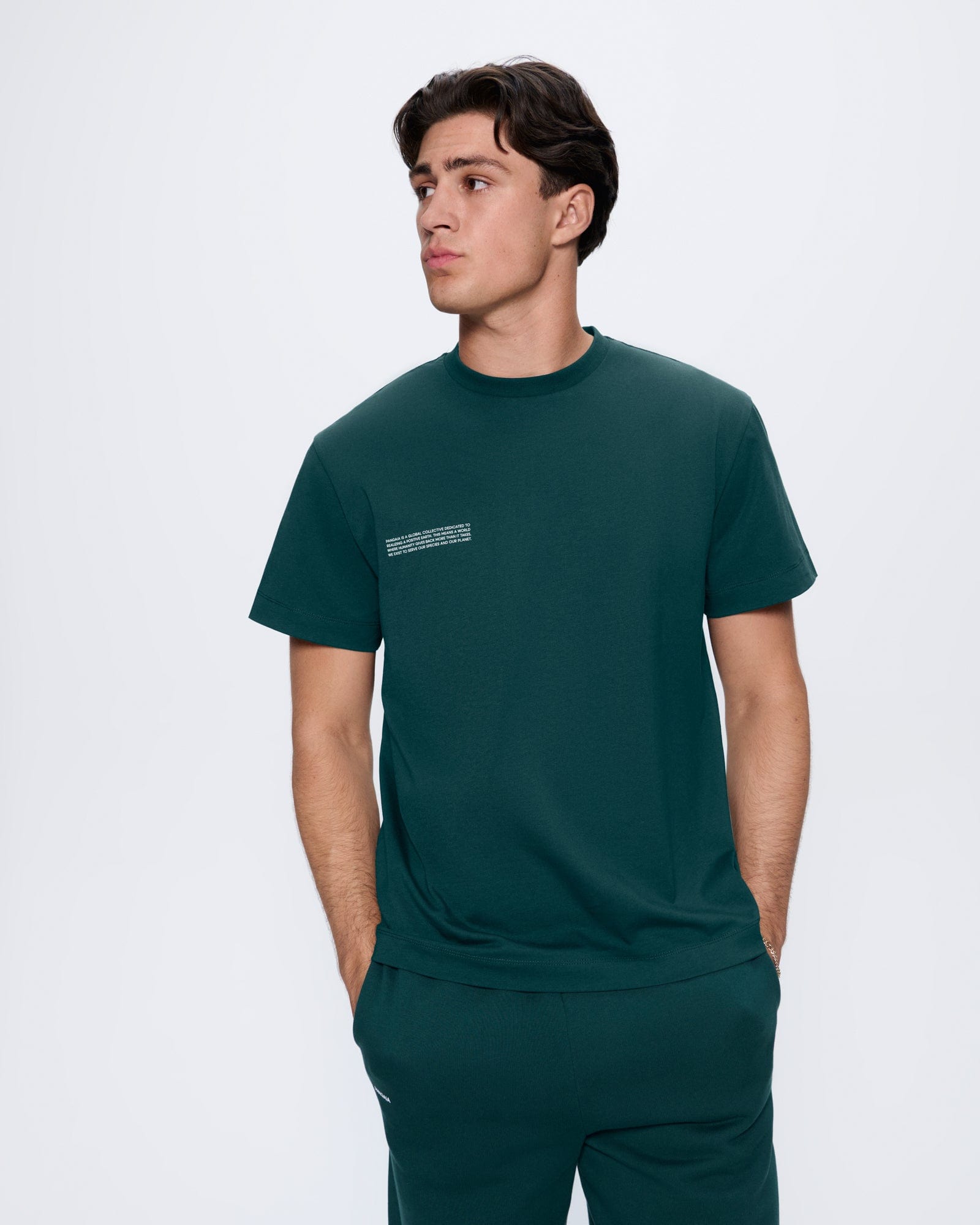 short-sleeved T-shirt