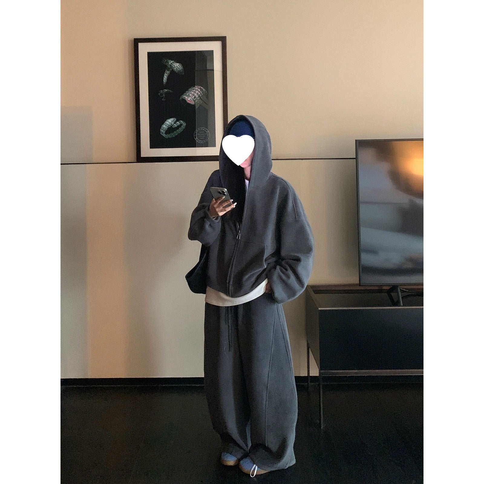Ouyang hooded sweatshirt jacket for women in winter with thick velvet and lazy style, casual and loose American retro top