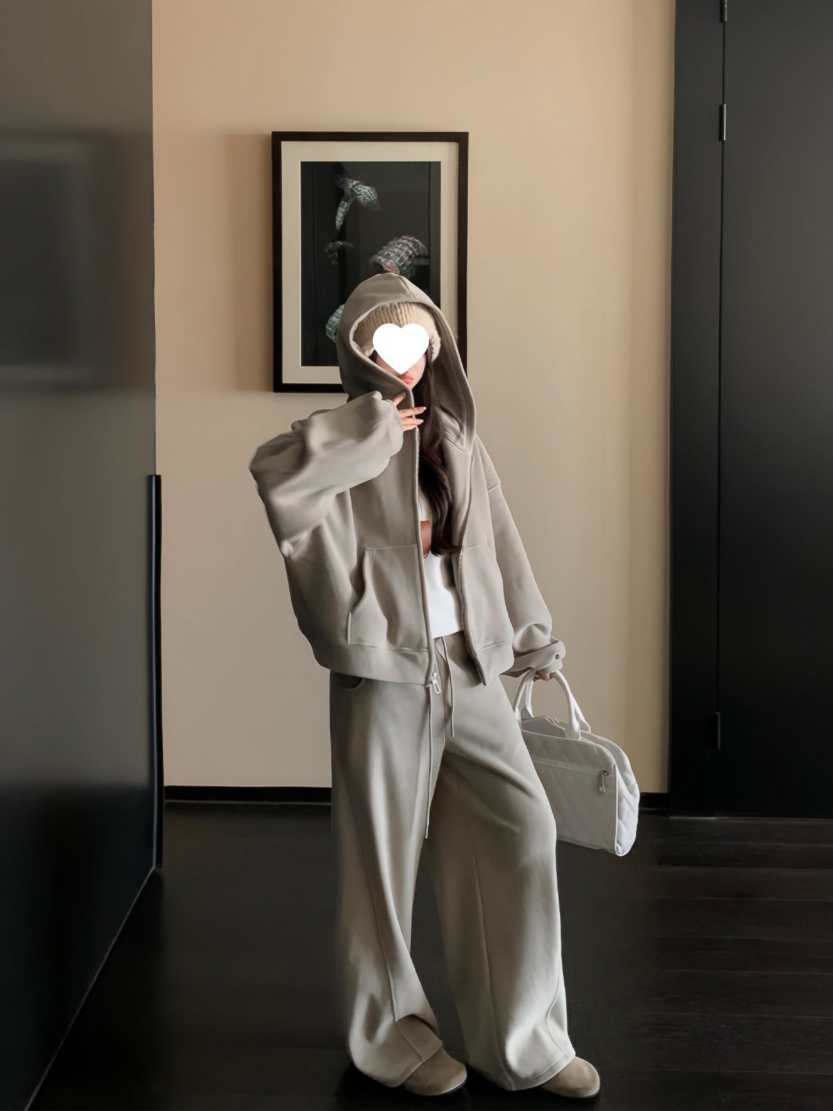 Ouyang hooded sweatshirt jacket for women in winter with thick velvet and lazy style, casual and loose American retro top